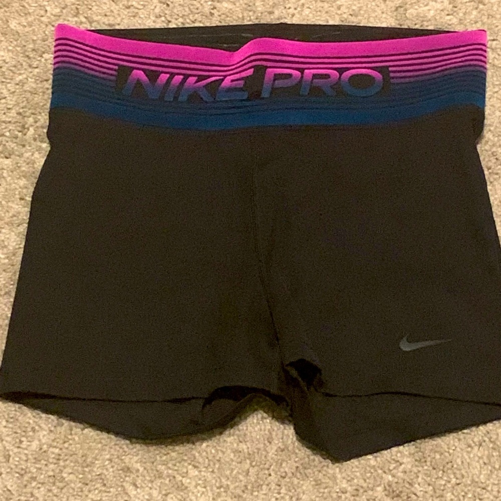 NIKE PRO Shorts (NEW without tags)